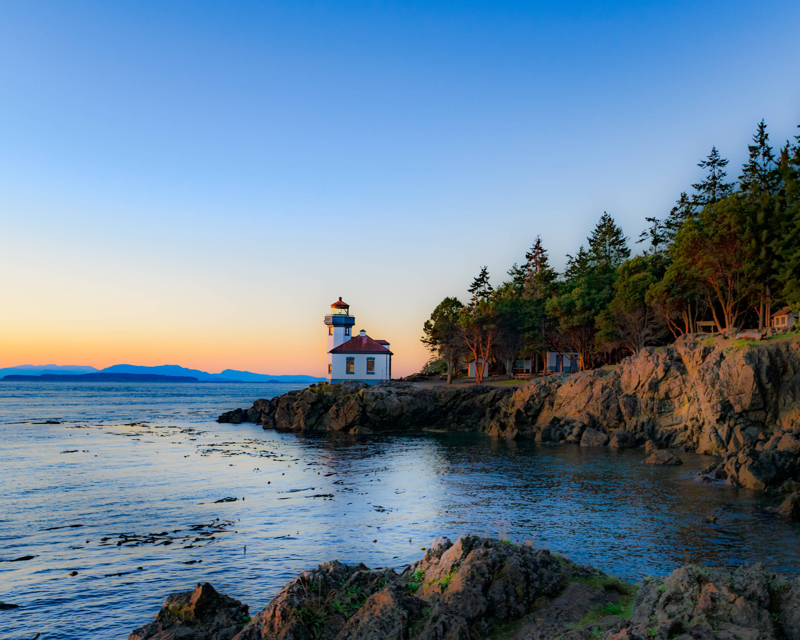 Lime kiln lighthouse in evening light